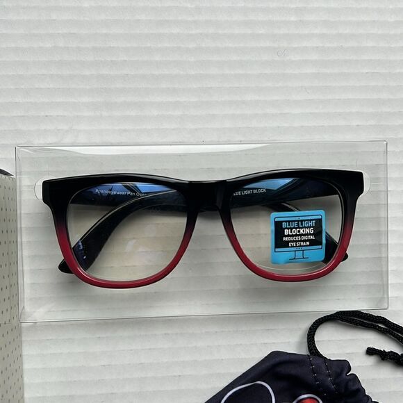 Disney Blue Light Blocking Glasses & Pouch - Picture 6 of 14